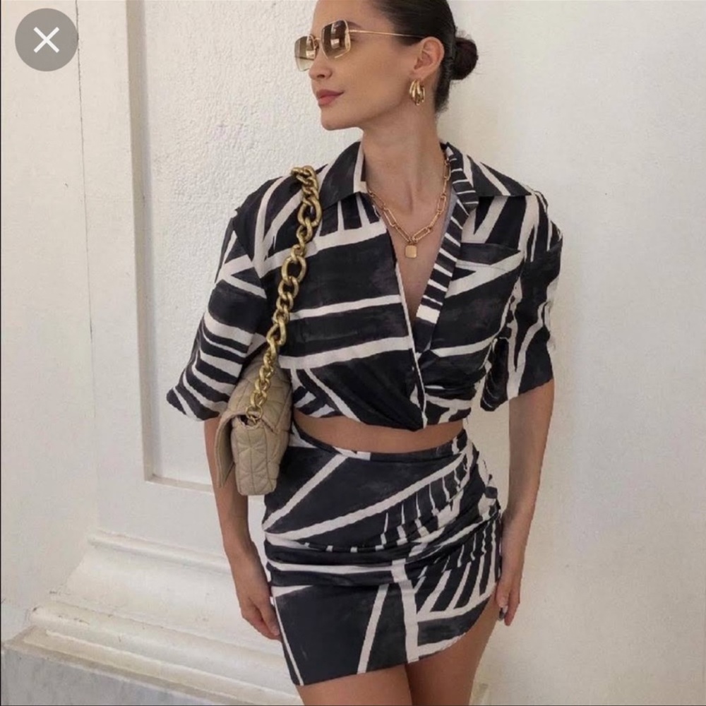 🚫SOLD🚫Zara 2pc Set Crop Top & Draped Printed Skirt Tribal Print - Picture 5 of 15